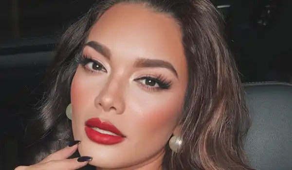 Zuleyka Rivera #SportGirlsBio